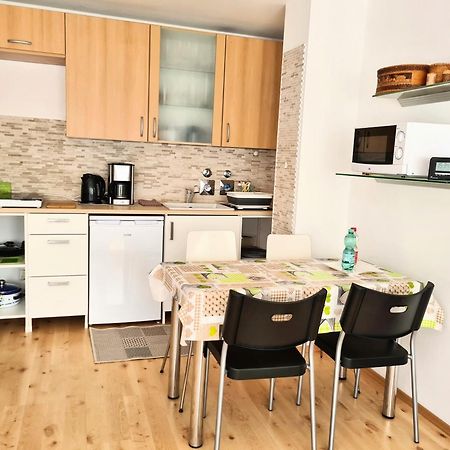 Wohnung Am Gruenen, Naehe Stadtzentrum Und Hauptbahnhof, Wlan Inklusive Фюрт Экстерьер фото